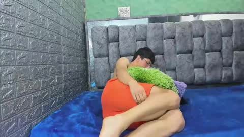 Elan Giralon online show from 03-12-26, 02:50