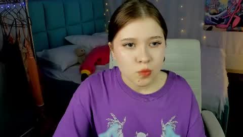 Elly online show from 07-15-26, 03:01
