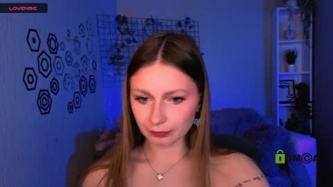 Snapshot of elara_night1 chatting on 04-04-26, 06:11 Elara online show from 04-04-26, 06:11