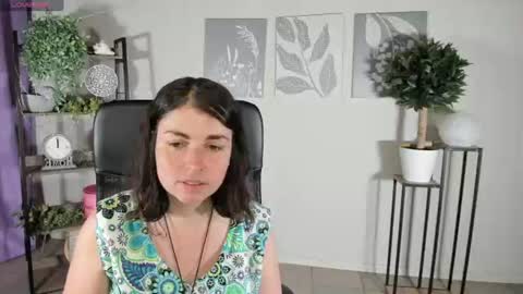 Snapshot of elara_starfall chatting on 06-24-26, 05:06 Marta online show from 06-24-26, 05:06