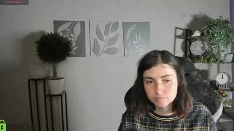 Snapshot of elara_starfall chatting on 07-07-26, 06:47 Marta online show from 07-07-26, 06:47