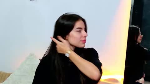 Snapshot of elaravennori chatting on 01-08-26, 03:09 elaravennori online show from 01-08-26, 03:09