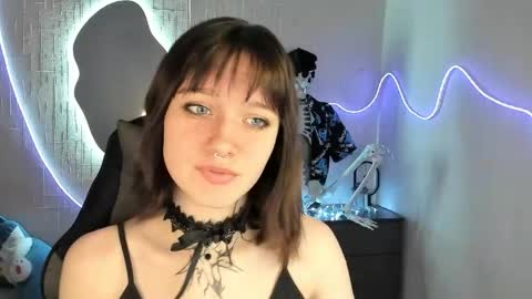 elastikiss online show from 03-18-26, 10:51