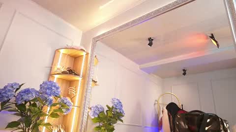 Elasummeer online show from 06-22-26, 12:02