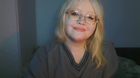 elayne_sweet online show from 06-05-26, 06:09