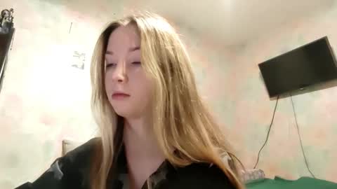 MIa online show from 02-08-26, 01:20