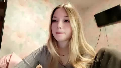 MIa online show from 04-10-26, 11:37