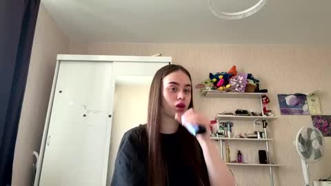 Kate online show from 06-03-26, 02:33