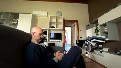 Snapshot of eldiablo844 chatting on 05-10-26, 08:41 Eldiablo844 online show from 05-10-26, 08:41