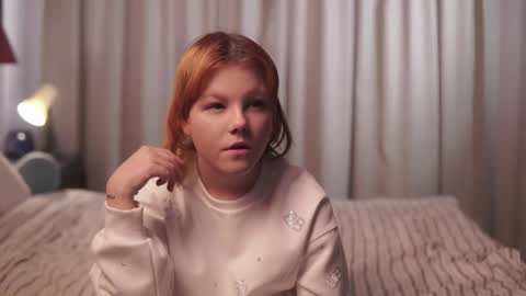 Snapshot of eleanorbabish chatting on 03-11-26, 11:49 Essa online show from 03-11-26, 11:49