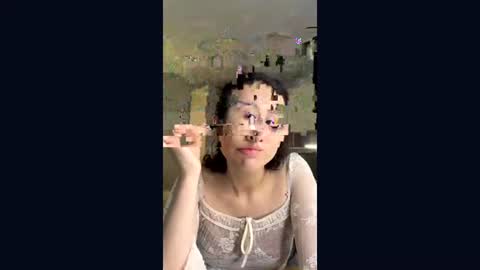 Snapshot of eleanorefrens chatting on 07-03-26, 03:07 Alice online show from 07-03-26, 03:07