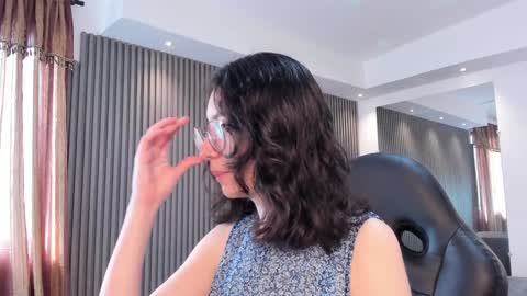 Snapshot of electraa_fox chatting on 01-15-25, 02:13 Electra online show from 01-15-25, 02:13