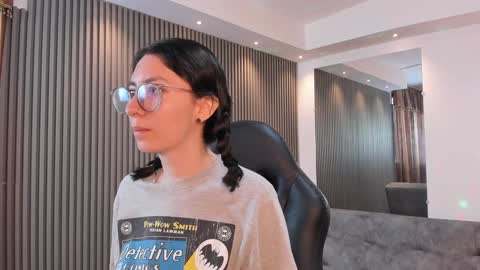 Snapshot of electraa_fox chatting on 01-21-25, 12:07 Electra online show from 01-21-25, 12:07