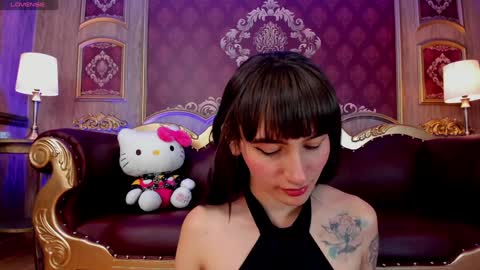 Snapshot of electraraptiss chatting on 01-25-25, 07:49 - online show from 01-25-25, 07:49