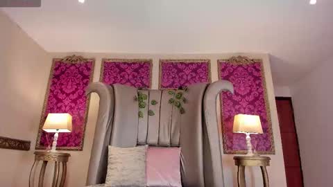      - online show from 01-07-26, 08:00