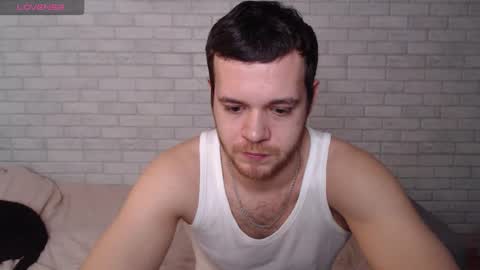 Snapshot of electric_smile chatting on 12-20-25, 06:31 Alex online show from 12-20-25, 06:31