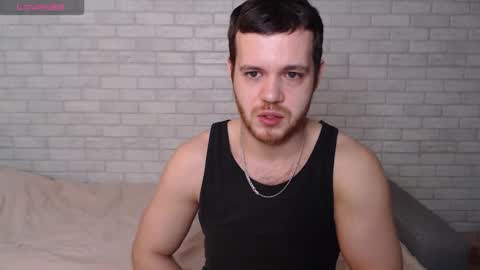 Snapshot of electric_smile chatting on 12-23-25, 07:06 Alex online show from 12-23-25, 07:06