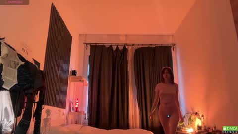 Snapshot of electric_woman chatting on 03-02-26, 01:29 Aleksa online show from 03-02-26, 01:29