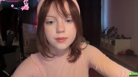 Snapshot of electric_woman chatting on 03-03-26, 02:45 Aleksa online show from 03-03-26, 02:45