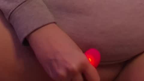 Snapshot of electrifiedlove_ chatting on 10-15-25, 11:49 electrifiedlove_ online show from 10-15-25, 11:49