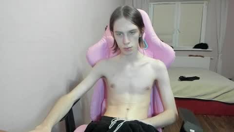 Snapshot of eleganc3 chatting on 11-14-25, 07:12 eleganc3 online show from 11-14-25, 07:12