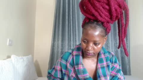 Snapshot of elegant_ebony chatting on 01-25-25, 09:15 Nika online show from 01-25-25, 09:15