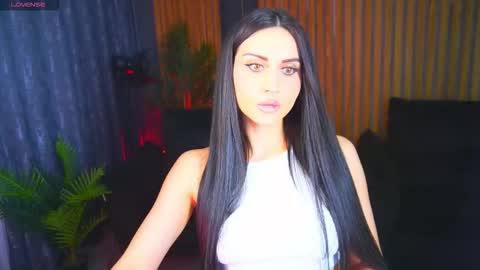 Snapshot of elegant_mysterious chatting on 01-31-26, 09:24 elegant_mysterious online show from 01-31-26, 09:24