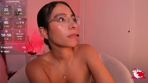 Snapshot of elegant_rouse chatting on 07-14-26, 09:53 Rouse online show from 07-14-26, 09:53