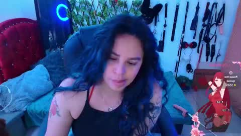 Snapshot of elektra_32 chatting on 10-10-25, 04:55 elektra online show from 10-10-25, 04:55