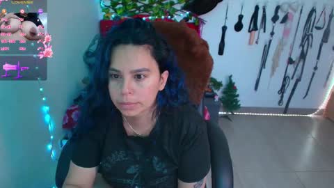 Snapshot of elektra_32 chatting on 02-21-26, 01:56 elektra online show from 02-21-26, 01:56