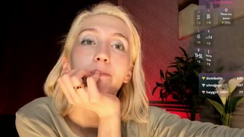 Elen  online show from 05-31-26, 06:09