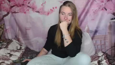 Elena online show from 10-04-25, 12:58