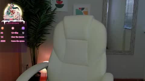 Snapshot of elena_ruiz chatting on 12-19-24, 09:49 Elena online show from 12-19-24, 09:49