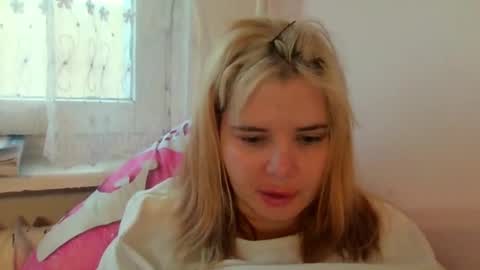 Snapshot of elenaflirt chatting on 02-16-26, 03:52 Elena online show from 02-16-26, 03:52