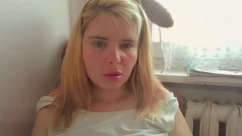 Snapshot of elenaflirt chatting on 06-05-26, 03:29 Elena online show from 06-05-26, 03:29