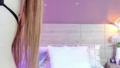 Elena online show from 05-11-26, 03:29