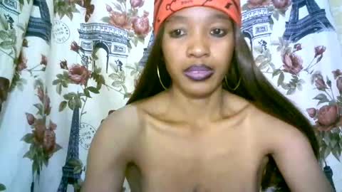 elenah013 online show from 11-16-25, 06:30