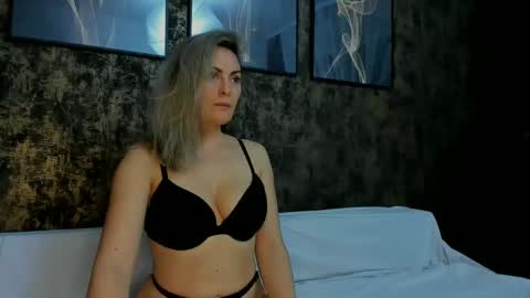 Snapshot of elenalav chatting on 12-10-24, 08:16 Hellen online show from 12-10-24, 08:16