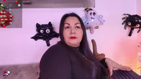 Snapshot of elenna_boobs_ chatting on 10-14-25, 02:56 elenna_boobs_ online show from 10-14-25, 02:56