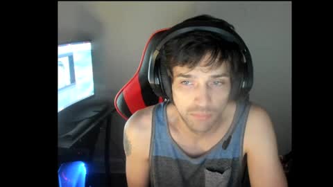 elephantrunkman online show from 01-08-25, 01:11