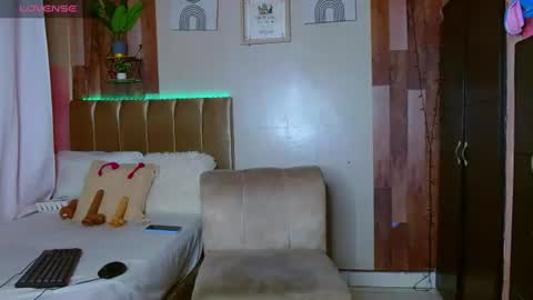 eletrabrowns online show from 07-13-26, 06:49