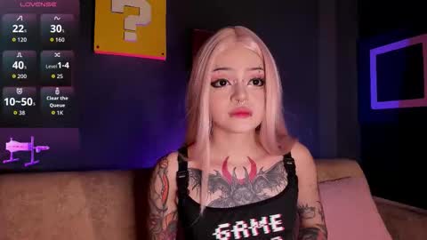 ELETTRA online show from 10-19-25, 10:10