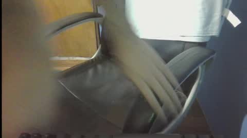 Snapshot of eleutheri4 chatting on 02-14-25, 04:58 xtal online show from 02-14-25, 04:58