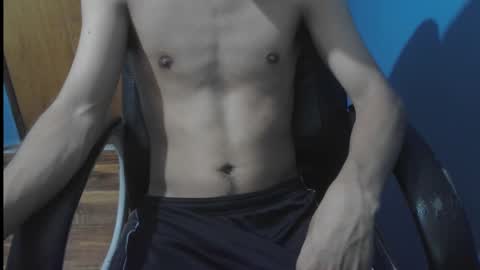 Snapshot of eleutheri4 chatting on 02-15-25, 02:04 xtal online show from 02-15-25, 02:04