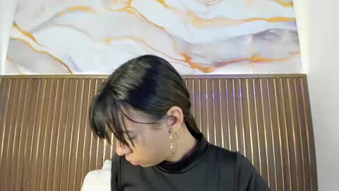 Snapshot of elevensky_ chatting on 10-11-25, 07:23 Elevensky online show from 10-11-25, 07:23