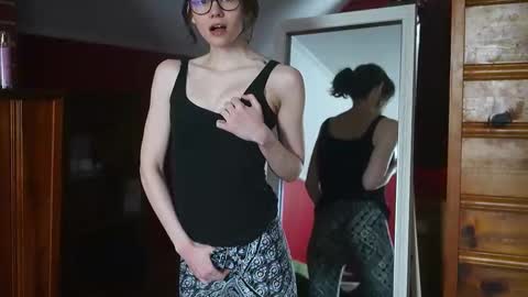 Emma online show from 02-03-26, 05:40