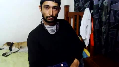 elflaco_6969 online show from 12-21-25, 06:09