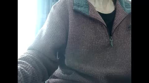 Snapshot of elfyonee chatting on 12-19-24, 10:02 elfyonee online show from 12-19-24, 10:02