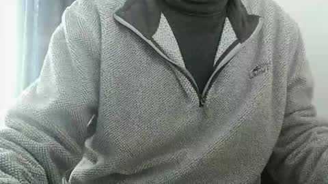 Snapshot of elfyonee chatting on 02-11-25, 02:35 elfyonee online show from 02-11-25, 02:35