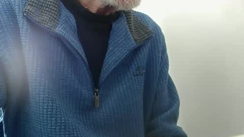 Snapshot of elfyonee chatting on 11-09-25, 10:35 elfyonee online show from 11-09-25, 10:35